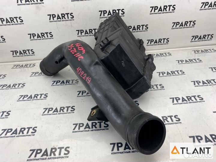 Патрубок воздушн.фильтра nissan stagea