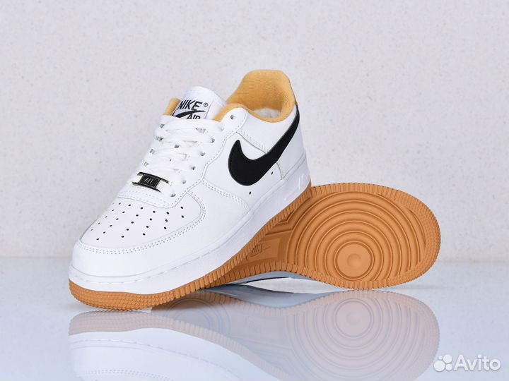 Зимние кроссовки Nike Air Force 1