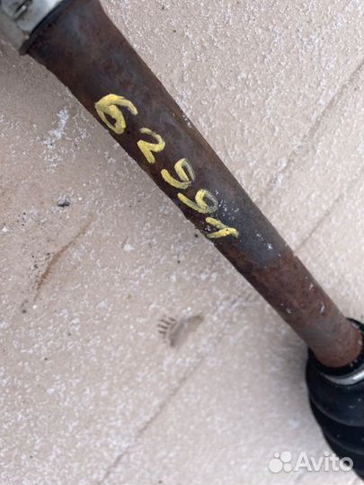 Привод передний левый Hyundai Tucson внедорожник