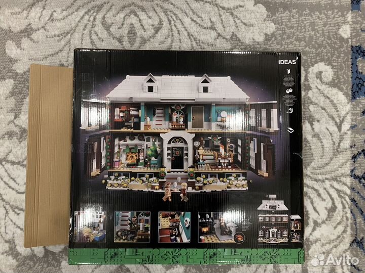 Конструктор lego 21330 Один дома