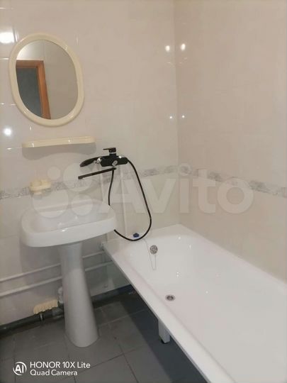 2-к. квартира, 46 м², 3/3 эт.