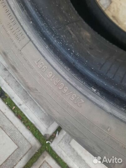 Toyo 310 215/60 R16
