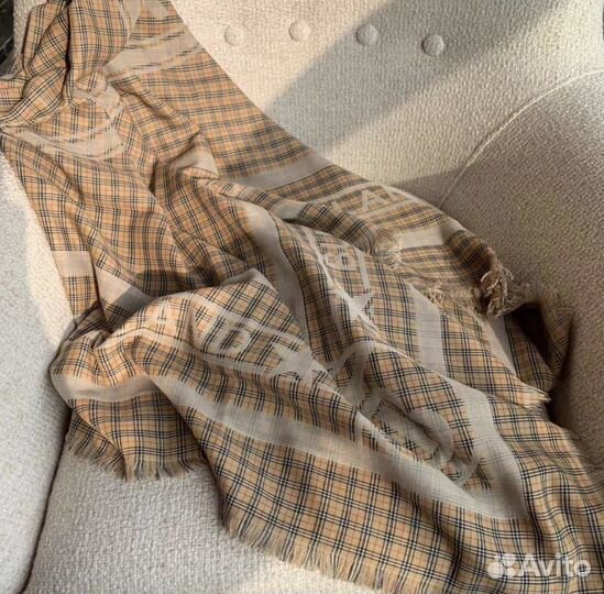 Платок burberry