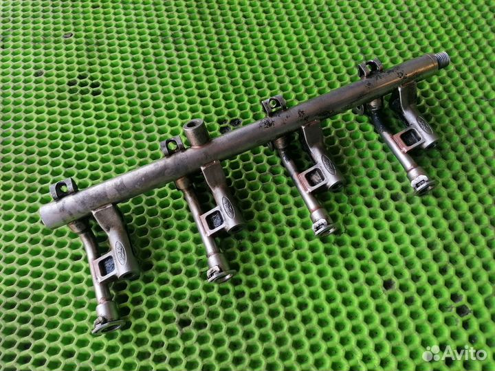 Рампа топливная на Ford Kuga 2 2013-2019