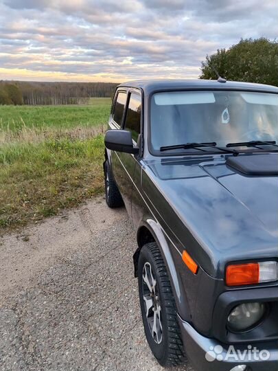LADA 4x4 (Нива) 1.7 МТ, 2020, 24 360 км
