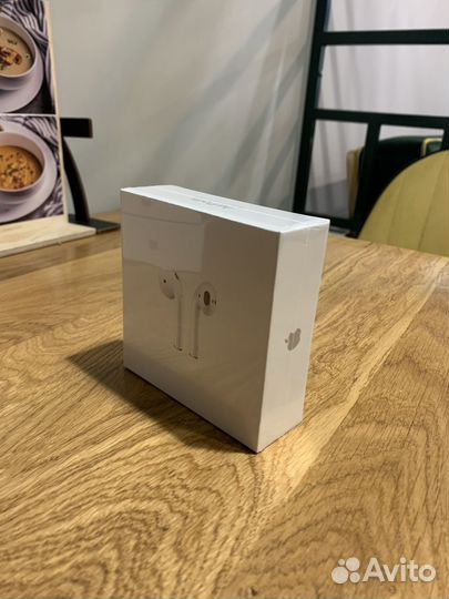 Беспроводные наушники AirPods 2