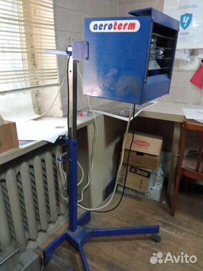 Копировальная вакуумная рама и лампа для засветки