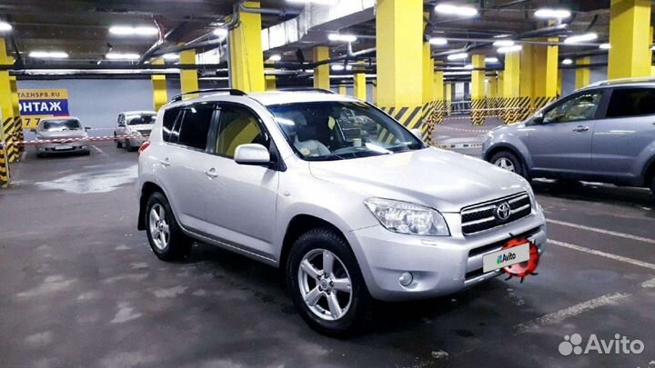 Toyota RAV4 2.0 AT, 2008, 220 000 км