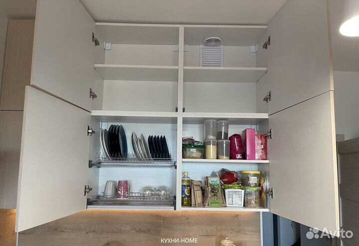 Кухонный гарнитур. Цена за всю кухнюCN:025401