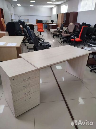 Комплект мебели, стол, тумба