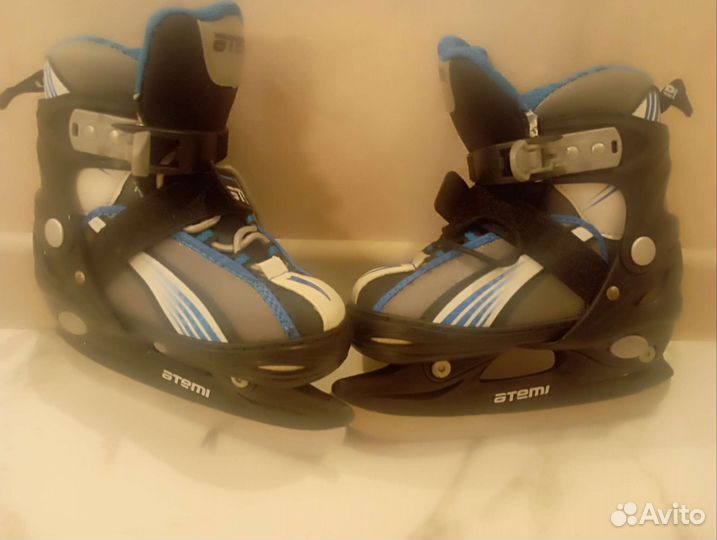 Коньки хоккейные