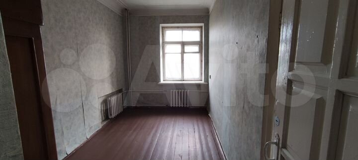 Комната 17 м² в 4-к., 3/6 эт.