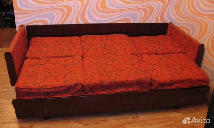 Советский диван-кровать софа