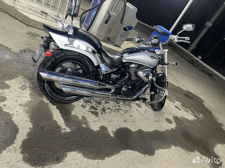 Suzuki Boulevard M50