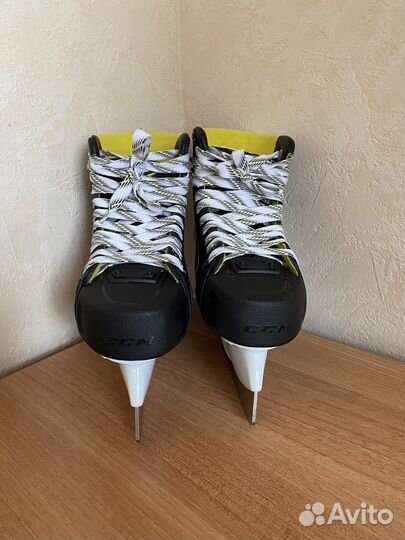 Коньки хоккейные ссм