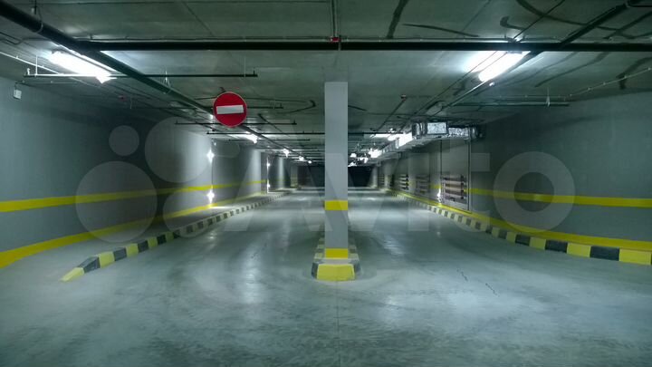 Машиноместо, 13 м²