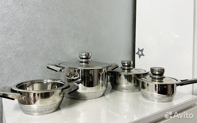 Набор кастрюль