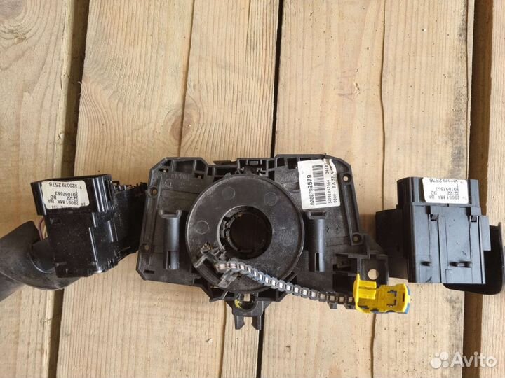 Подрулевой переключатель в сборе Renault Logan 1