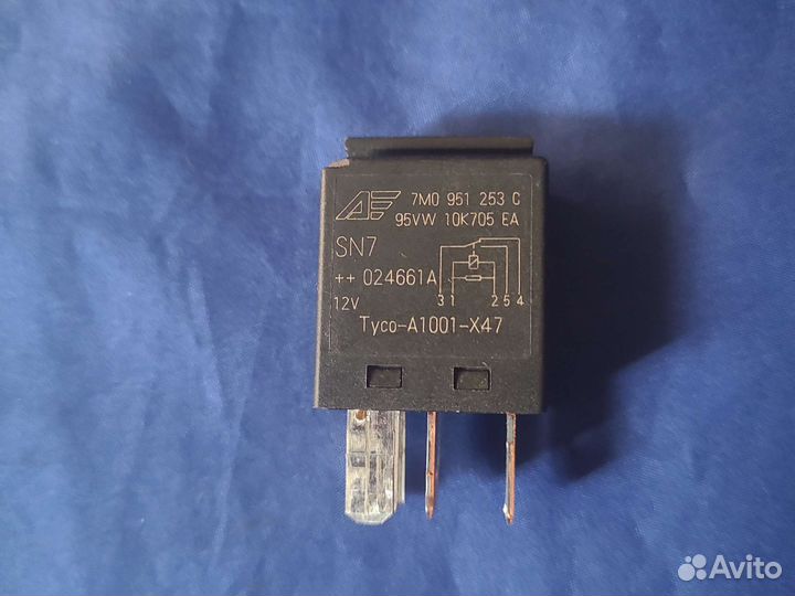 Реле 404 Audi Volkswagen