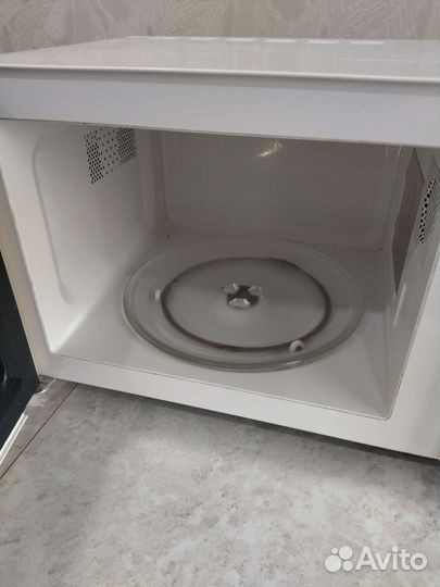 Микроволновая печь Candy