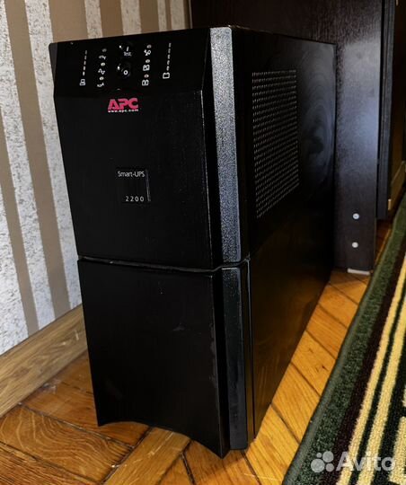 Ибп бесперебойник APC smart UPS 2200