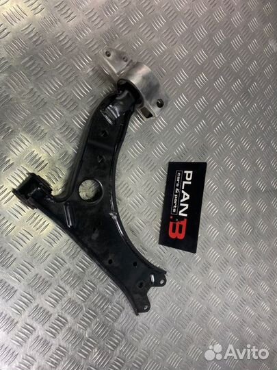 Рычаг подвески нижний передний левый Volkswagen