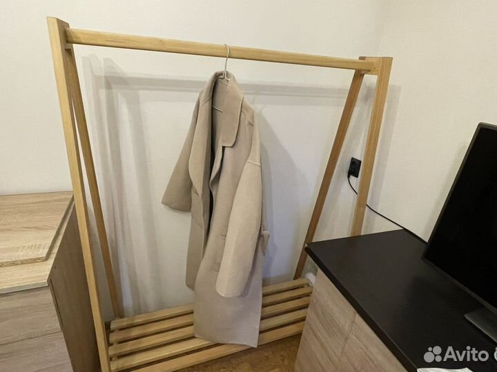 Вешалка напольная