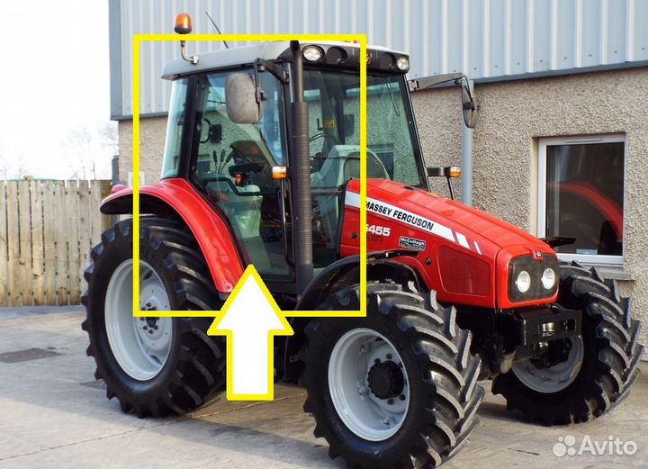 Стекло правой двери Massey Ferguson 5445 / 5470