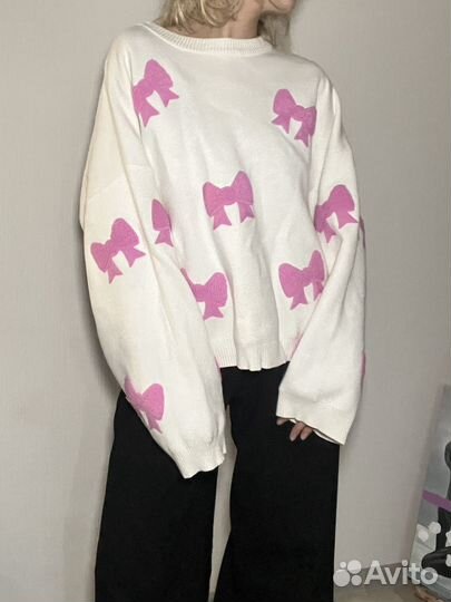 Трендовый свитер Look Online