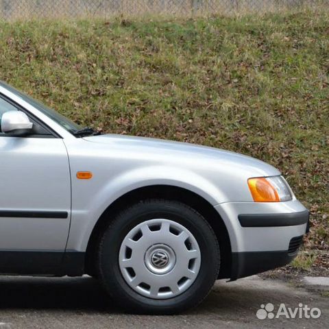 Крыло переднее правое в цвет Volkswagen Passat B5