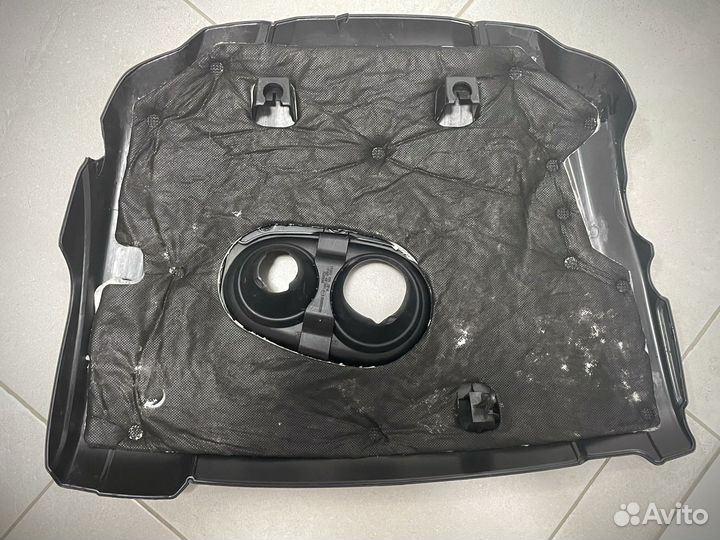 Декоративная крышка двигателя Mazda 6 GL 2.0