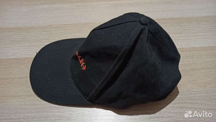 Бейсболка с логотипом группы Маврин