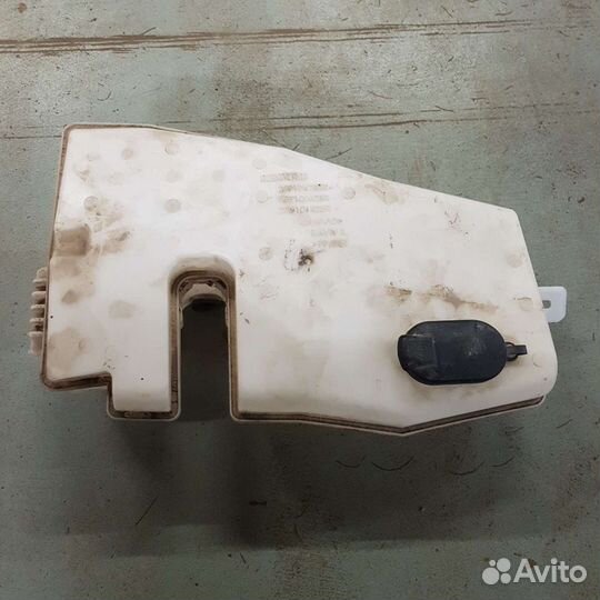 Бачок омывателя Renault Logan, LADA Largus