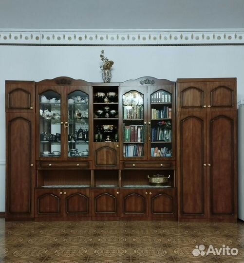 Продается гостевая стенка-горка