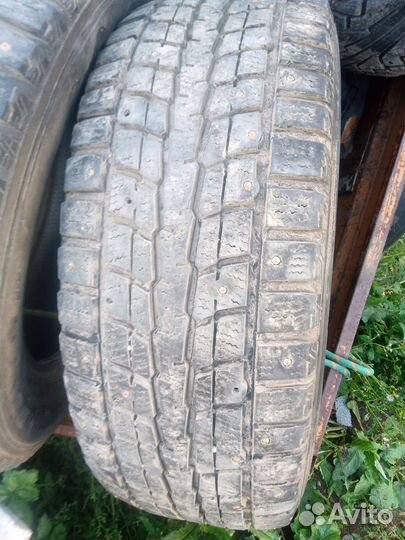 Dunlop SP Winter Ice 01 235/65 R17