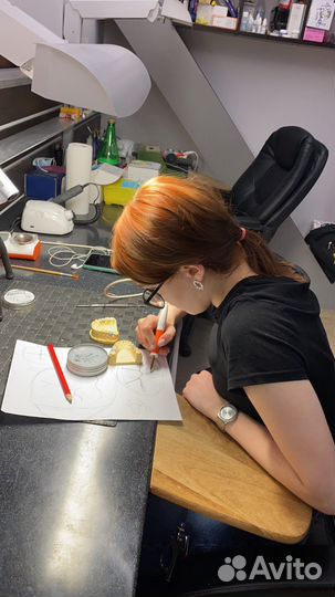 Обучение на зубного техника