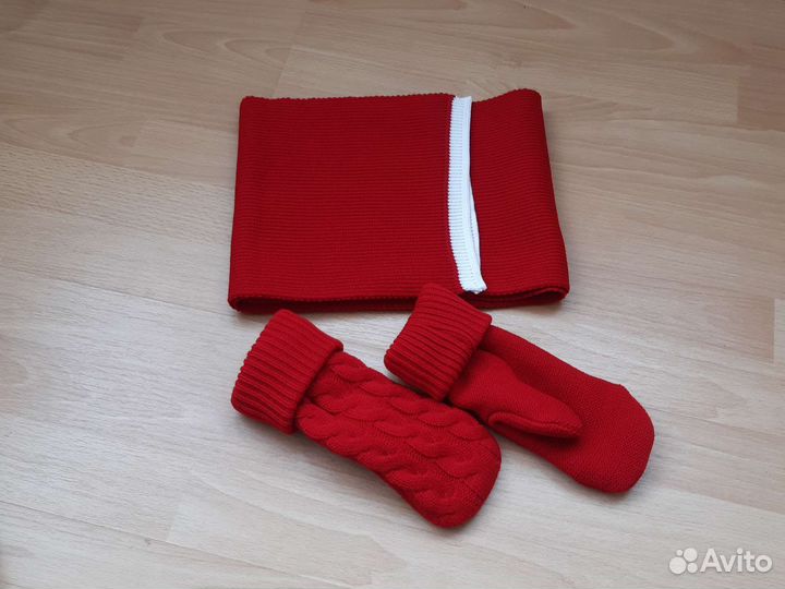 Набор шарф и варежки