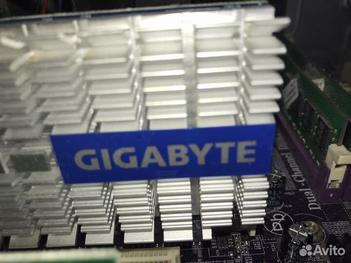 Материнская плата с процессором am2