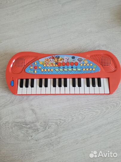 Пианино детское (синтезатор)