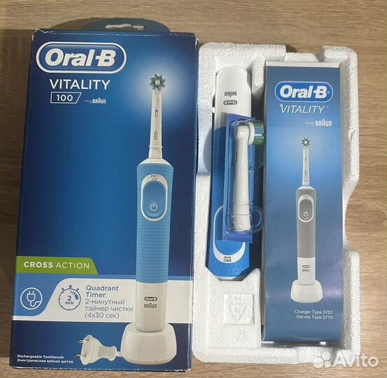 Зубная щетка oral b новая