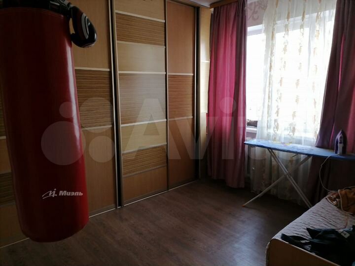 4-к. квартира, 71 м², 1/5 эт.