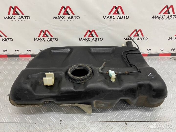 Б/У топливный бак (бензобак) Hyundai Accent LC