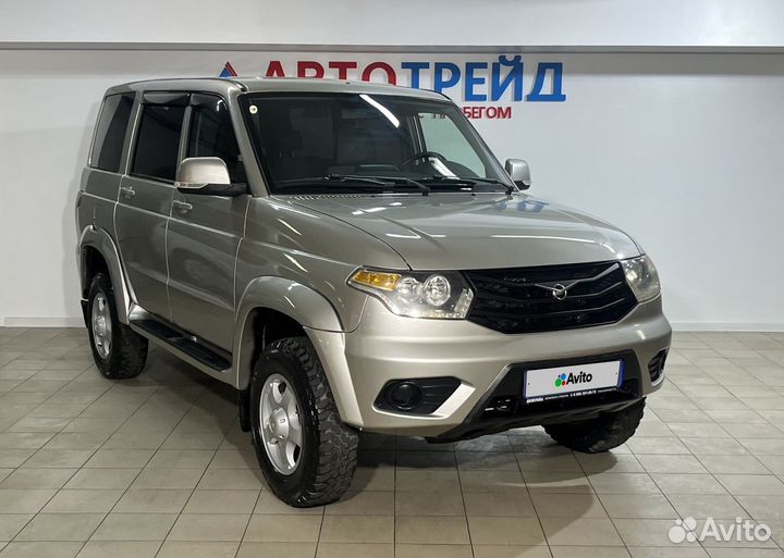 УАЗ Patriot 2.7 МТ, 2015, 52 000 км