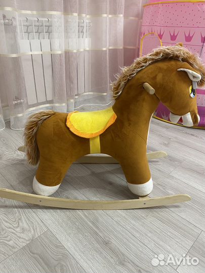 Качалка лошадь