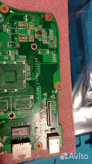 Материнская плата с дефектом daozylmb6c0 rev c