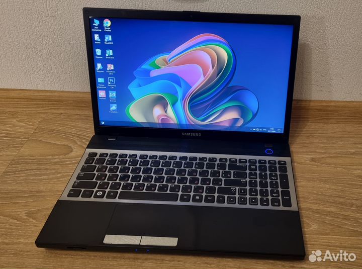 Антикризисный ноутбук Samsung 15.6