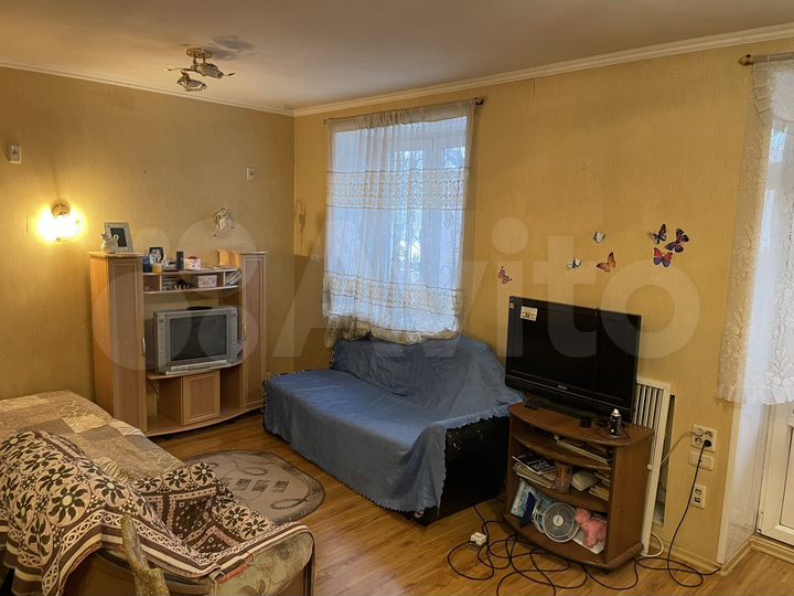 2-к. квартира, 56 м², 2/3 эт.