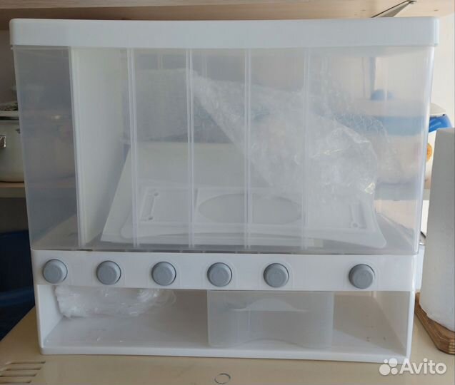 Контейнер для сыпучих продуктов