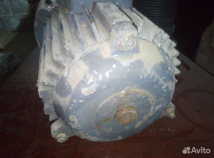 Электродвигатель 380в 220в 0.37квт