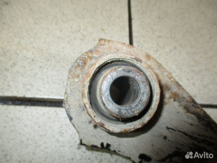 Рычаг задний верхний Mitsubishi Lancer 9 (CS)